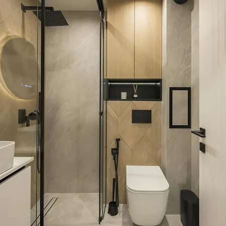 Modern In Center I Steps From By Flat Mаnаger