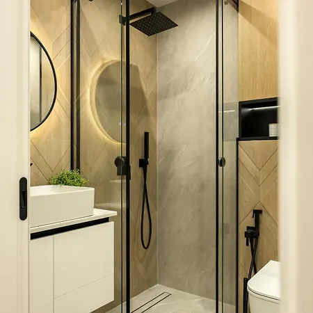Modern In Center I Steps From By Flat Mаnаger Appartement *