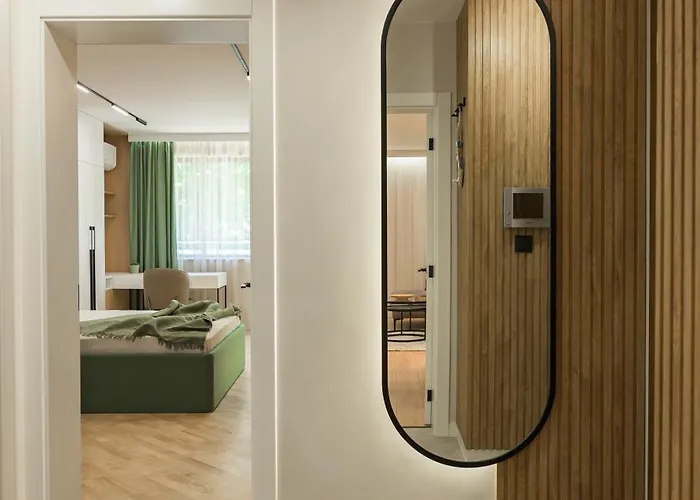 アパート Modern In Center I Steps From By Flat Mаnаger ヴァルナ