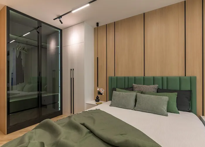 アパート Modern In Center I Steps From By Flat Mаnаger ヴァルナ